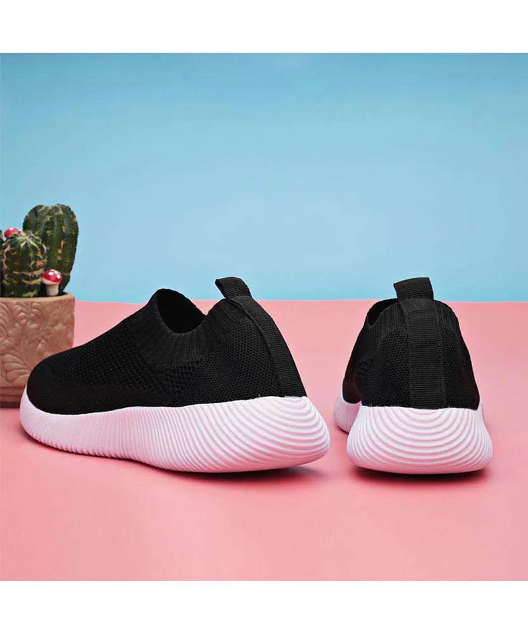 Black casual flyknit plain slip on shoe sneaker