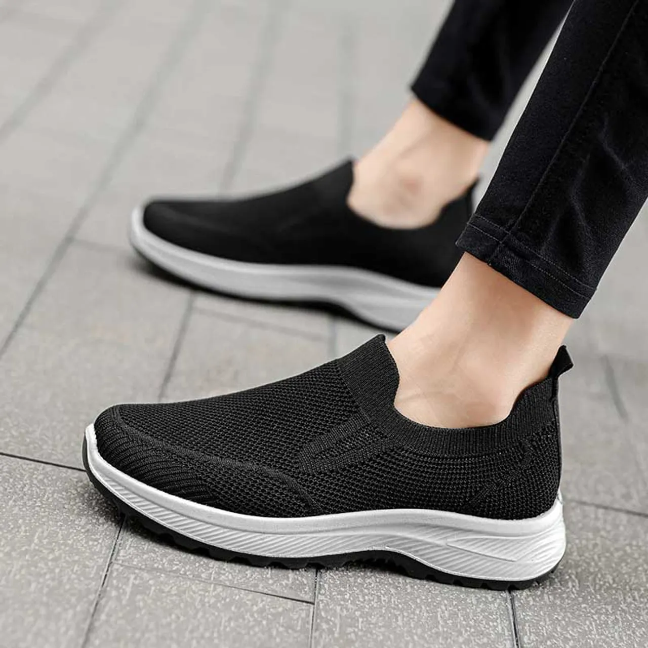 Black plain flyknit casual slip on shoe sneaker