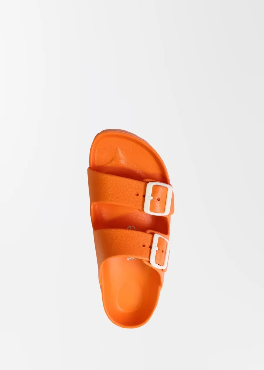 Chill: womens slides