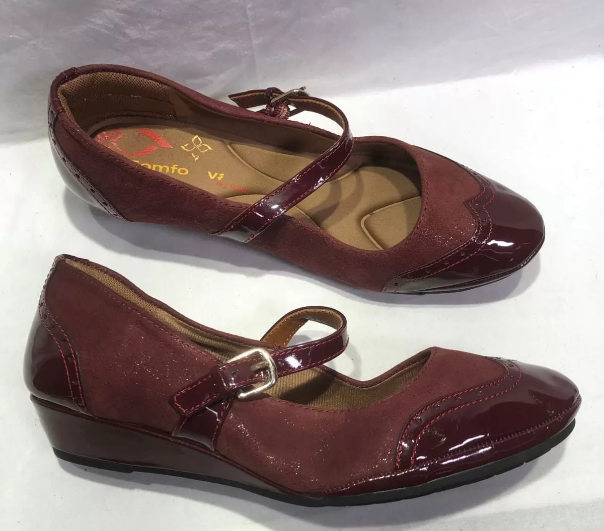 COMFORTIVA Women's •Amherst• Mary-jane Wedge  10M Bordeaux leather