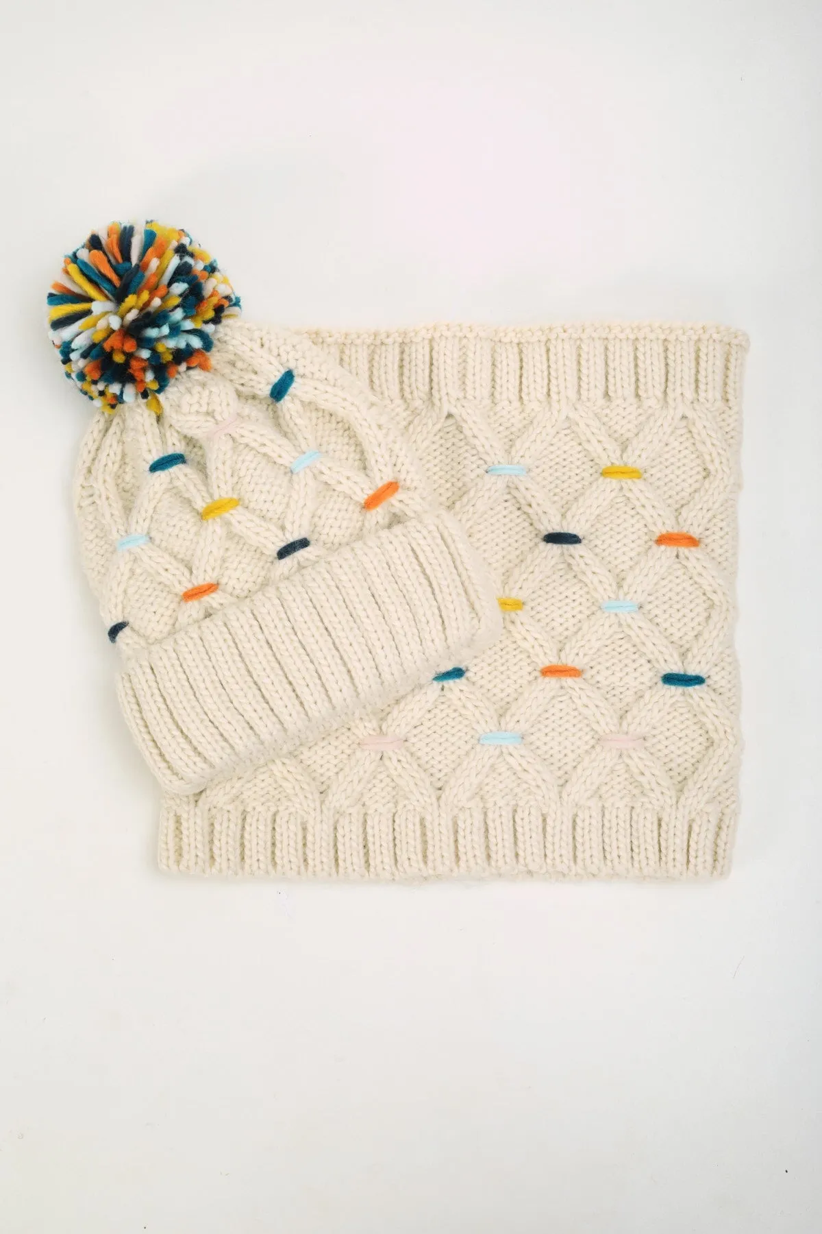 Snood Scarf & Beanie Hat Gift Set in Cream