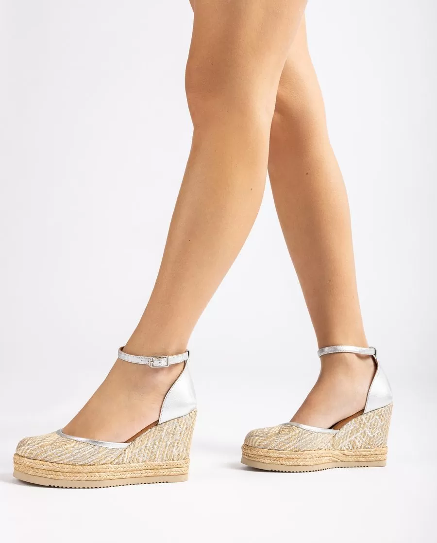 UNISA CAMEO ESPADRILLE SILVER WEDGE